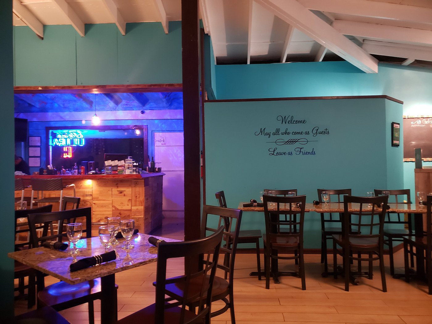 Caracoles Restaurant Culebra Island Flamenco Beach Interior Ambiance