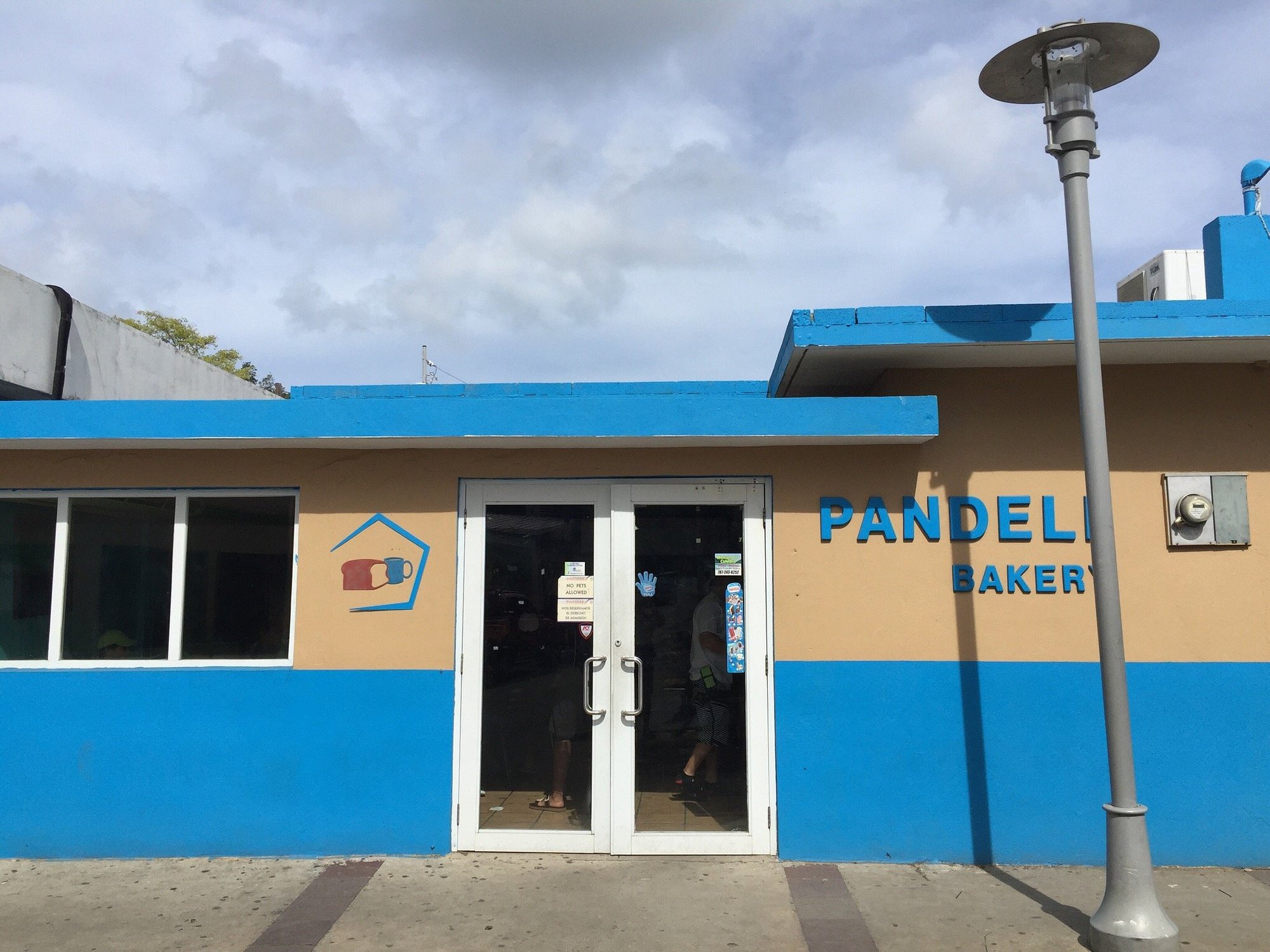 Pan Deli Culebra Island Flamenco Beach Puerto Rico Exterior