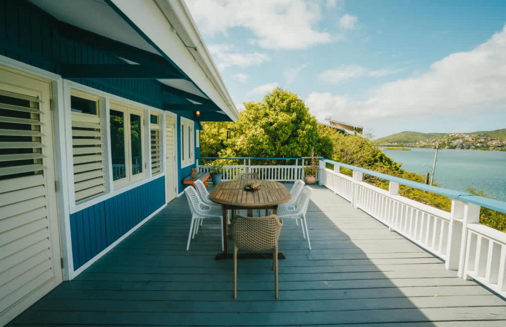 Bay View Marea 2 2 Culebra Island Flamenco Beach Deck Table